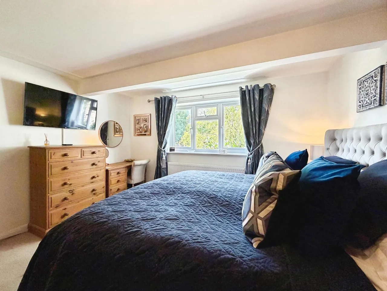 Main Street, Dumbleton, WR11, photo 16