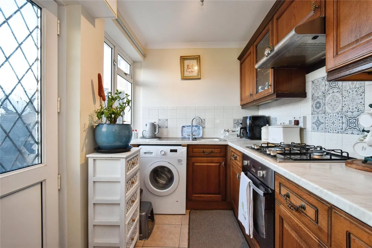 Maesyrhaf, Cross Hands, SA14, photo 6