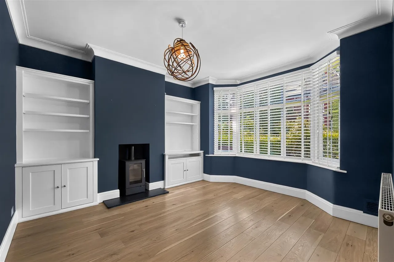 Queens Road, Hale, Cheshire WA15 9HF, photo 5