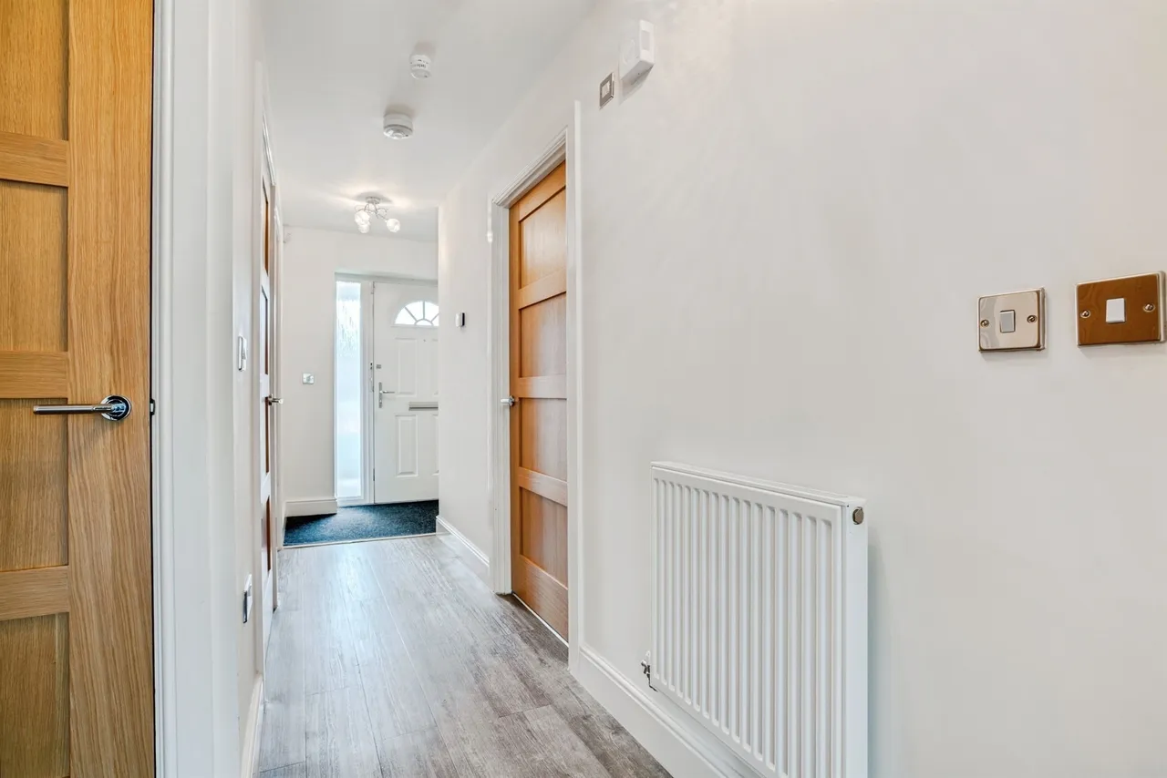 Pilkington Court, Walton, WF2, photo 7