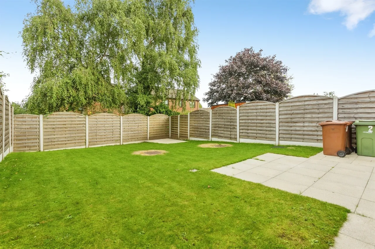 Pilkington Court, Walton, WF2, photo 14