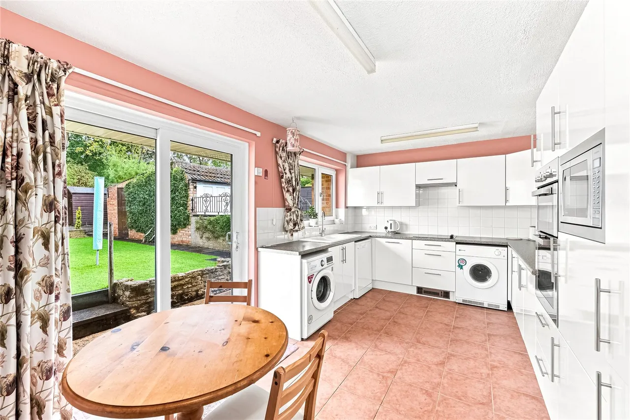 Sharnbrook, Bedford, photo 3