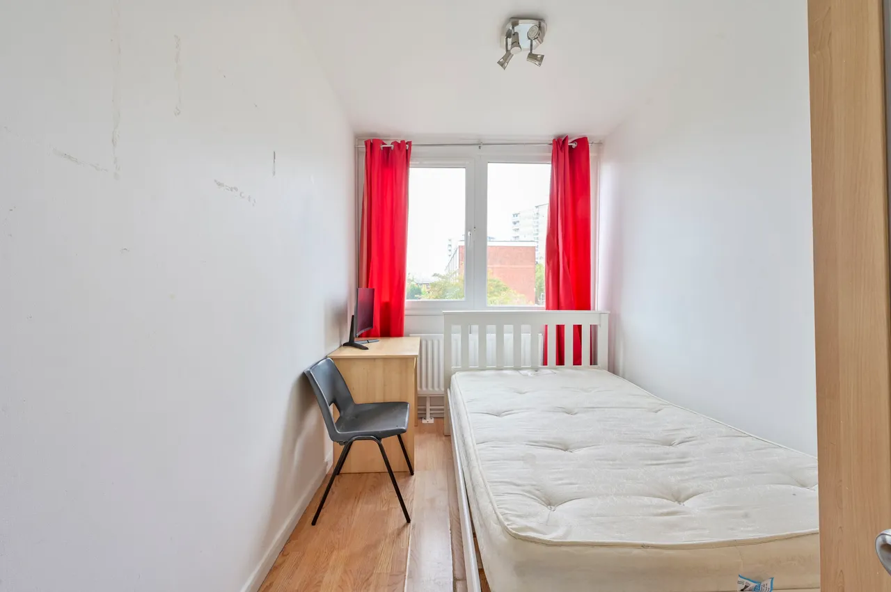 48 Alton Road, London, photo 5