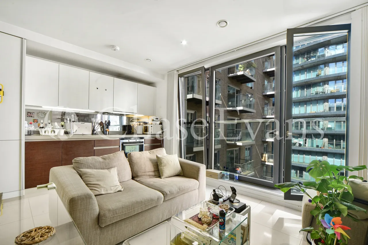 flat for sale — Baltimore Wharf, Canary Wharf, London, E14