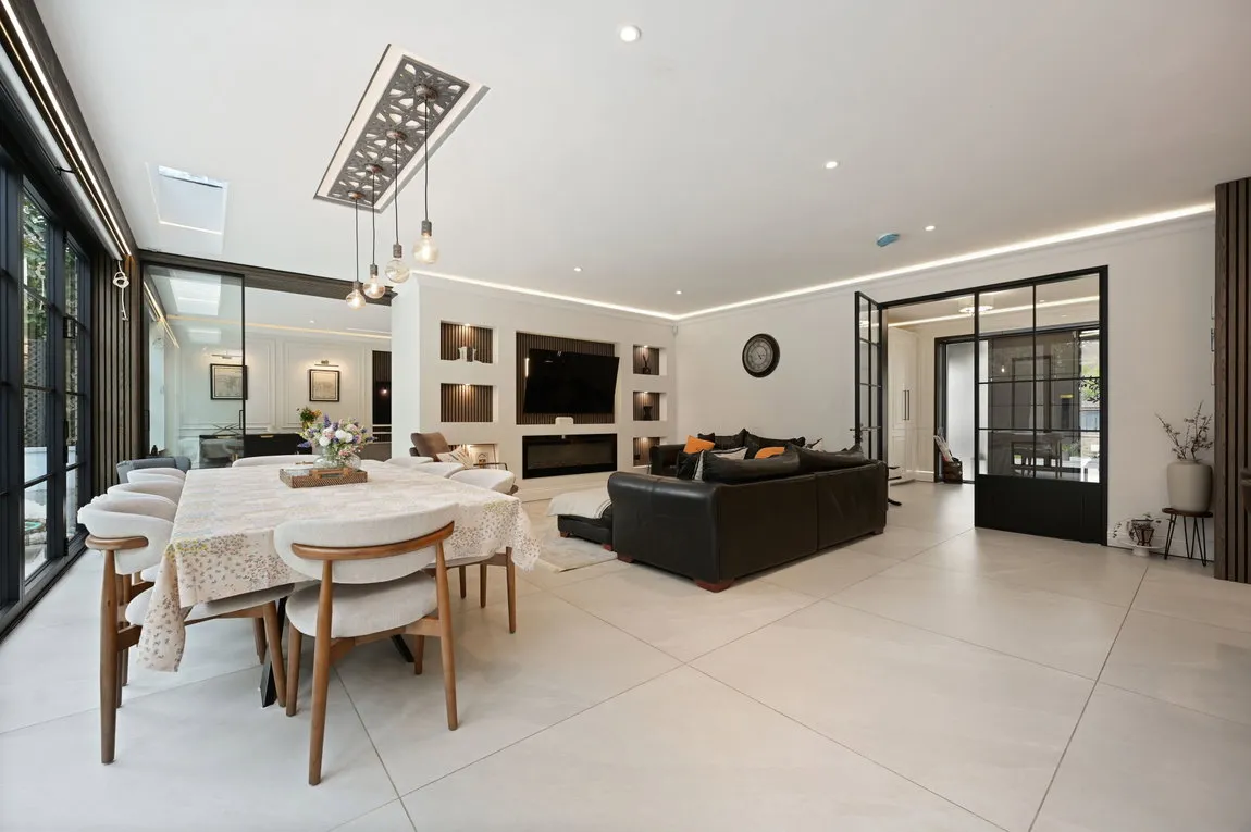 Parkside Road, Northwood, HA6, photo 3