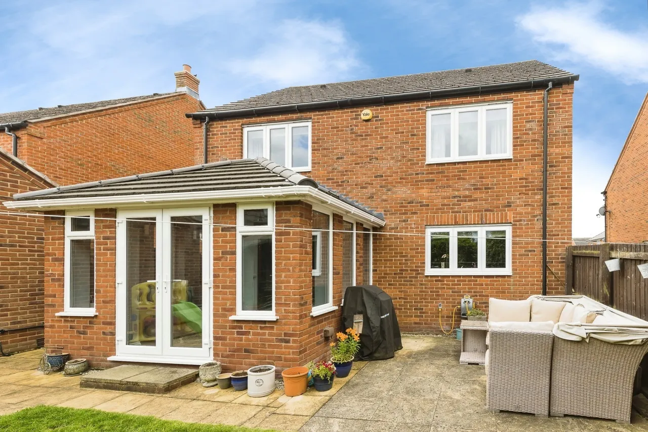 Kohima Crescent, Chester, CH3, photo 19