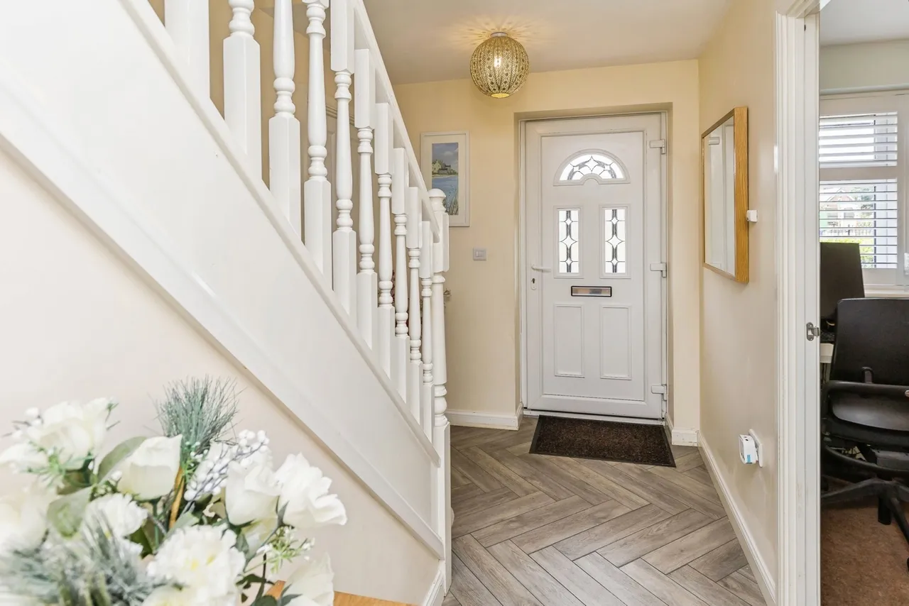 Kohima Crescent, Chester, CH3, photo 6