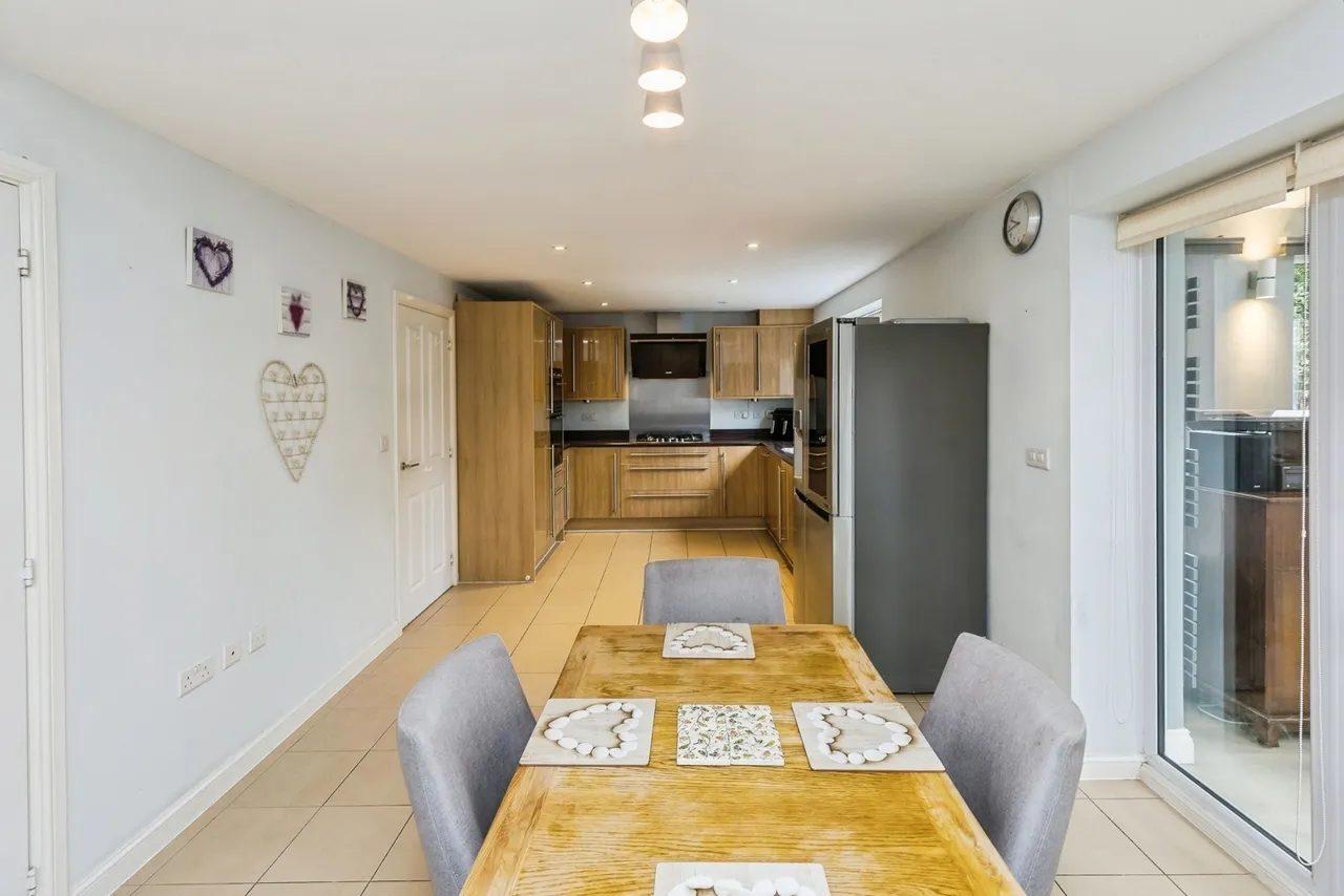 Kohima Crescent, Chester, CH3, photo 4