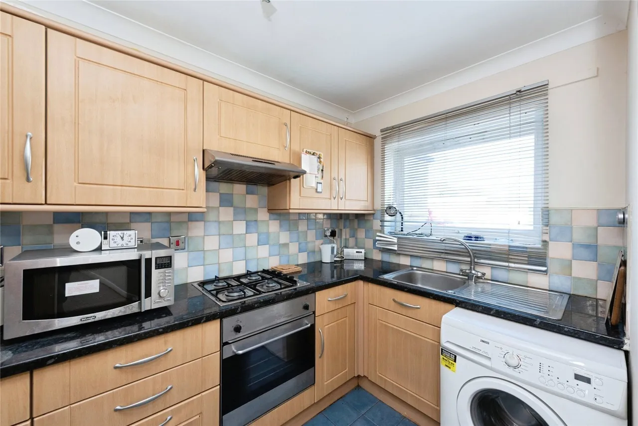 Edwards Close, Worcester Park, KT4, photo 4