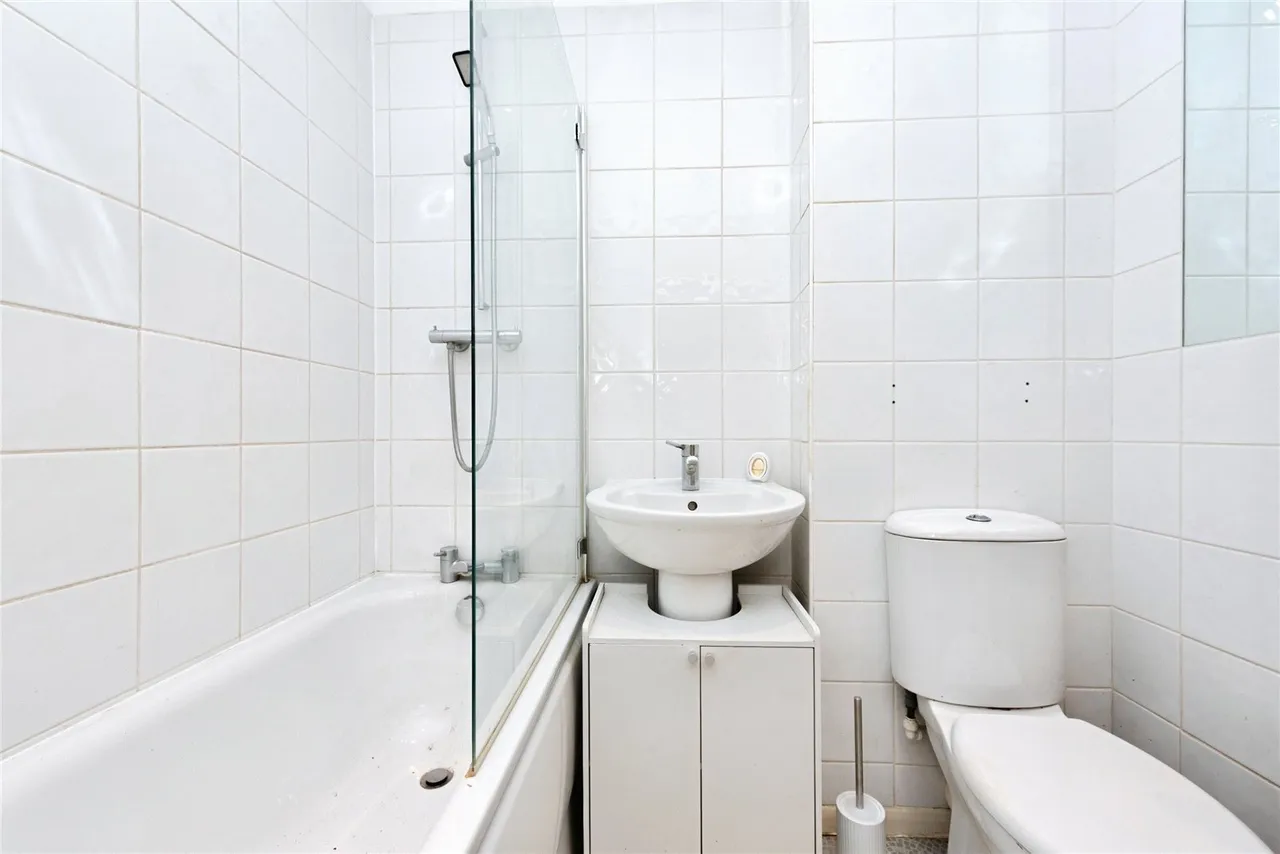 Edwards Close, Worcester Park, KT4, photo 5