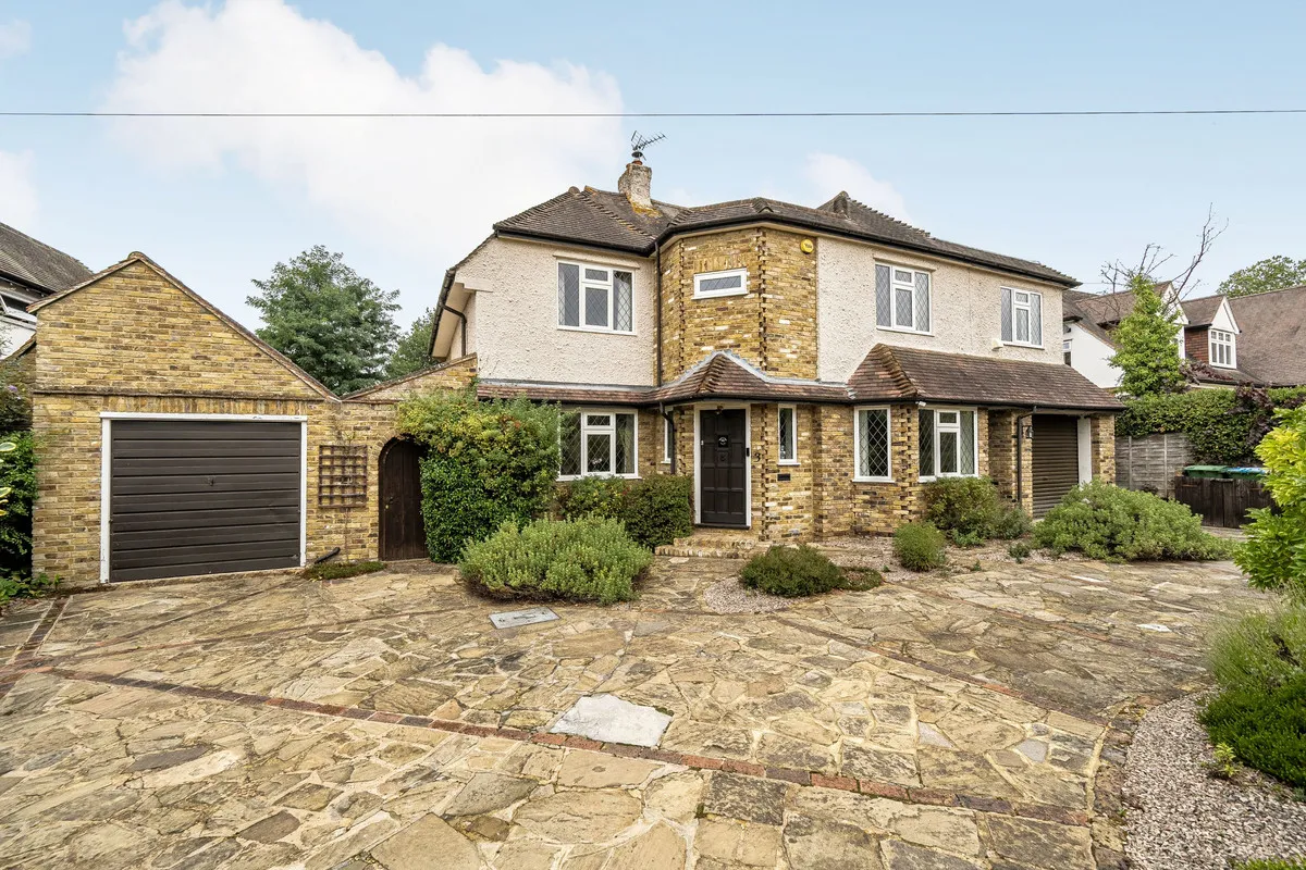 5 bed house for sale, Brook Farm Road, Cobham, KT11
