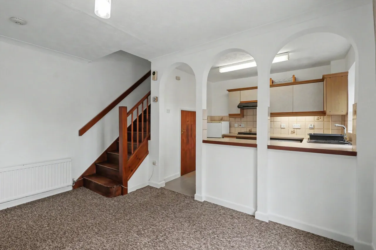 Lander Close, Poole, BH15, photo 4