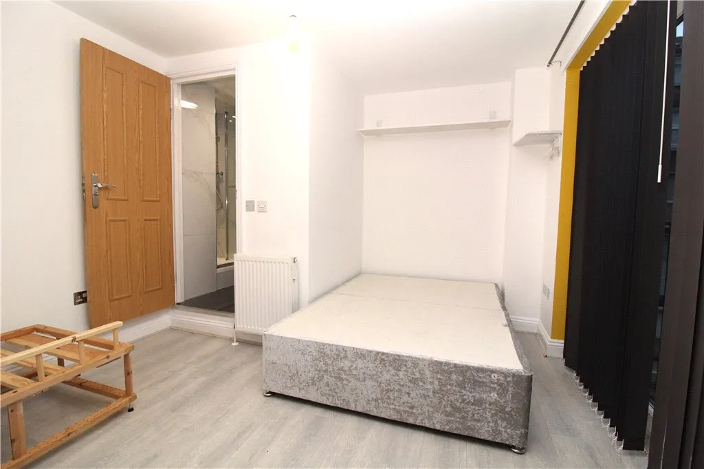 Kirchen Road, London, W13, photo 9