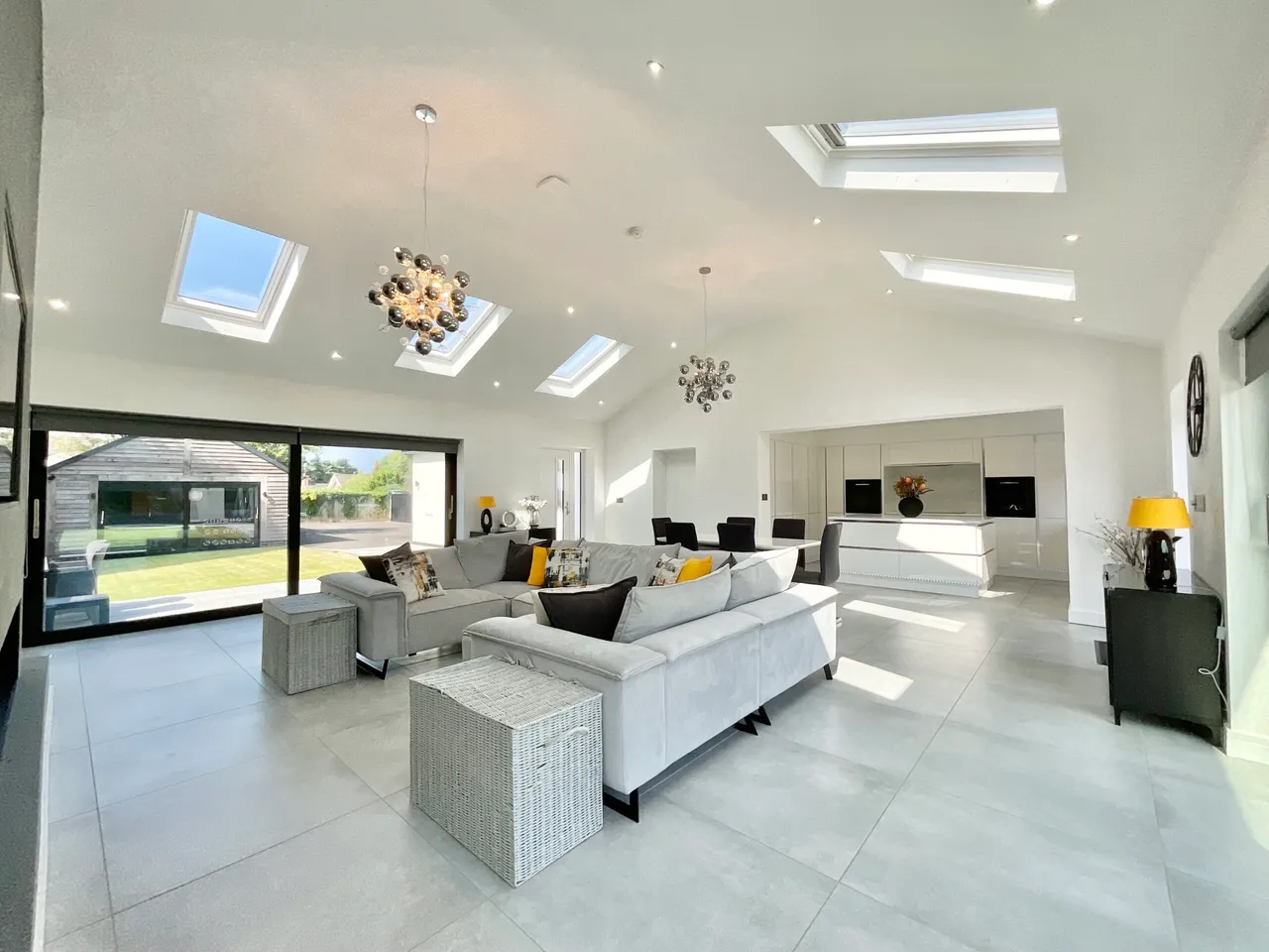 Orchard Close, Oulton, ST15, photo 3