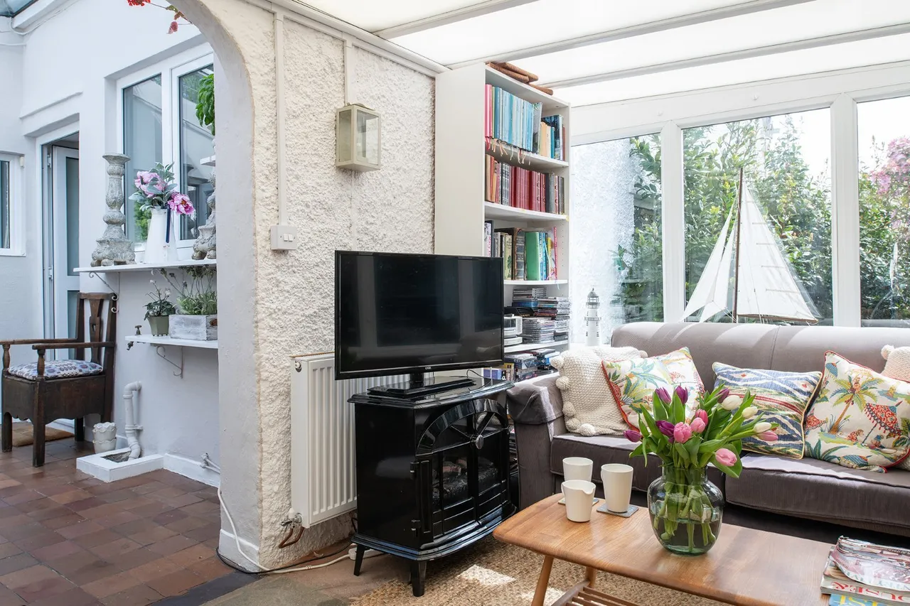 Cadnant Road, Menai Bridge, photo 13