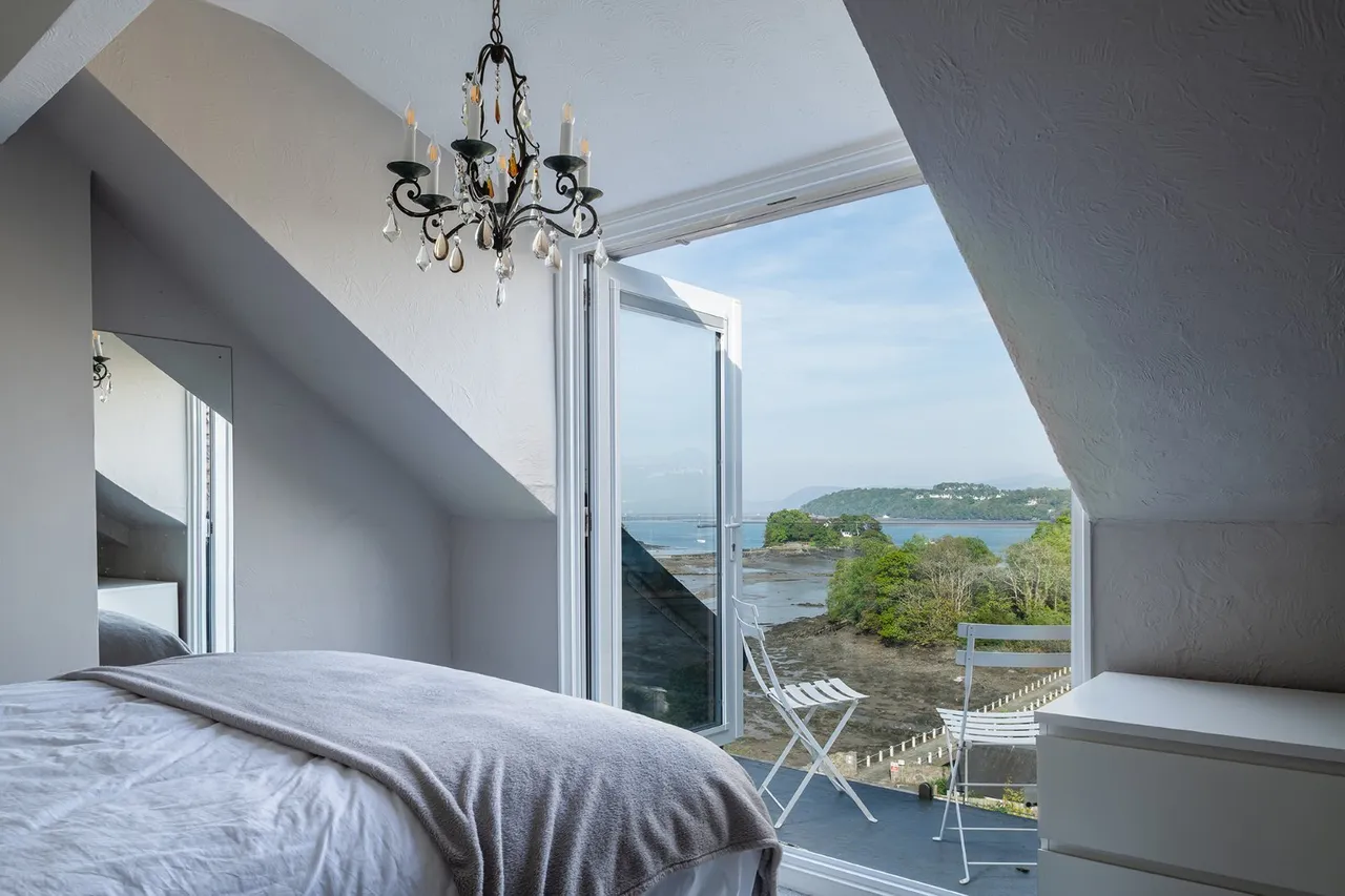 Cadnant Road, Menai Bridge, photo 16