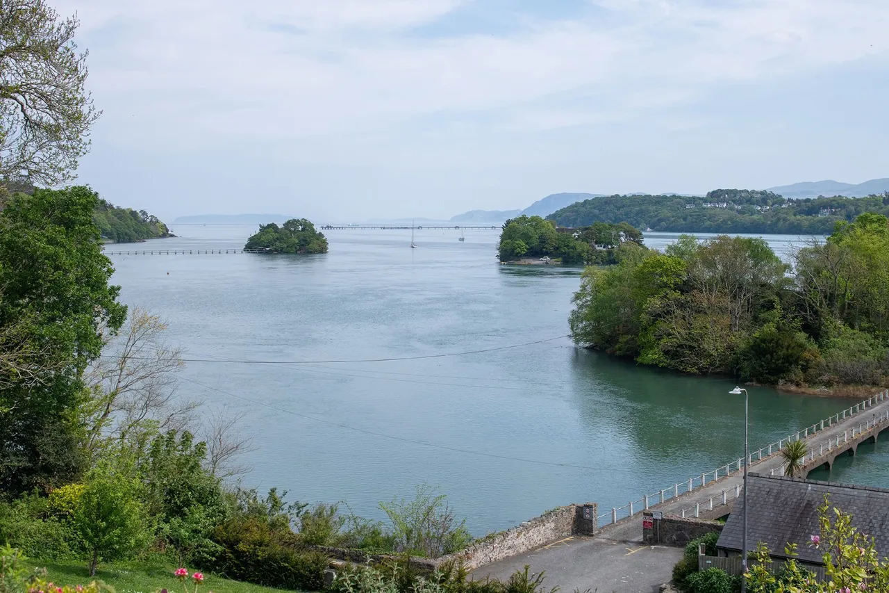 Cadnant Road, Menai Bridge, photo 15