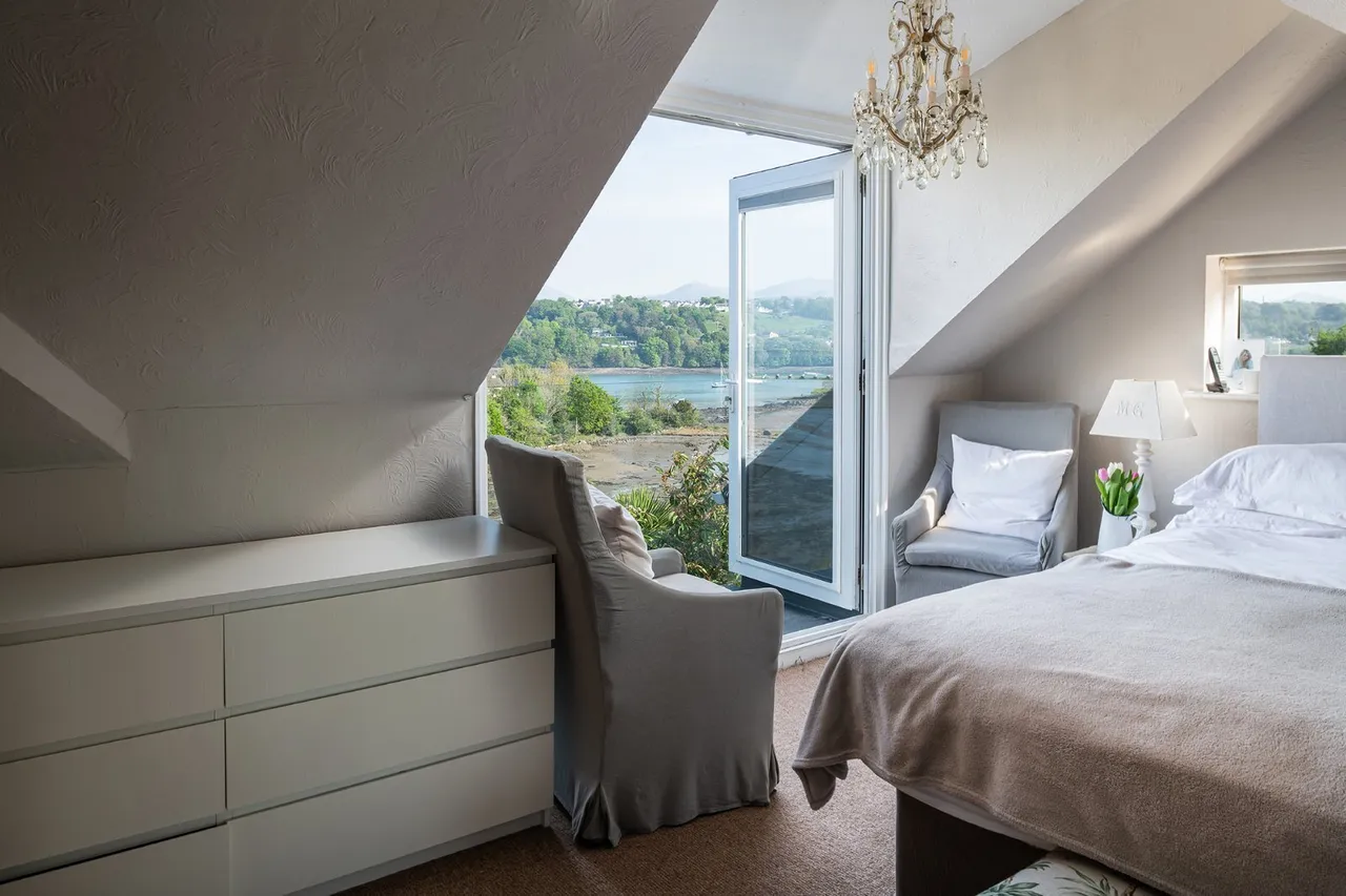 Cadnant Road, Menai Bridge, photo 19