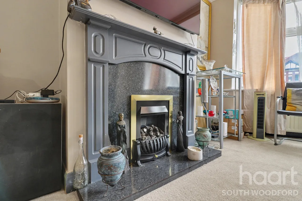 Meadway, Woodford Green, IG8, photo 5