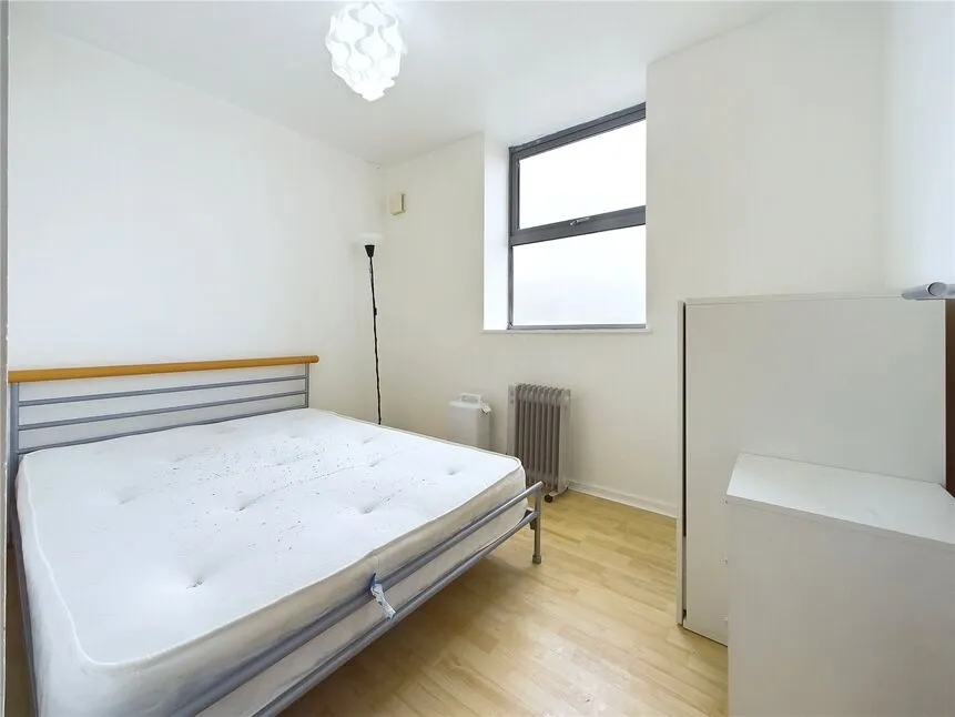 Romford Road, Forest Gate, E7, photo 12