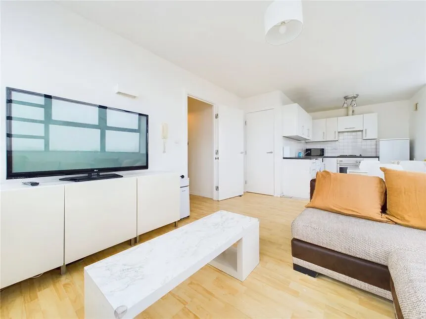 Romford Road, Forest Gate, E7, photo 4