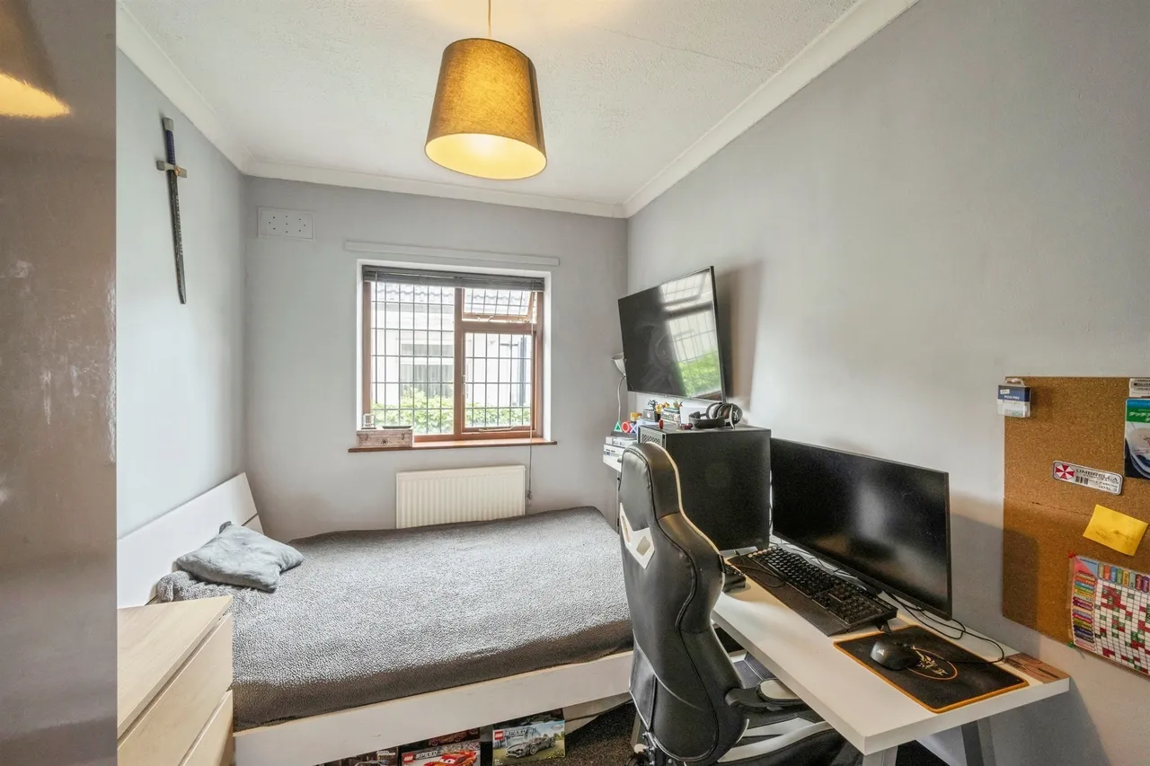 Southfield Road, Thorne, DONCASTER, photo 12