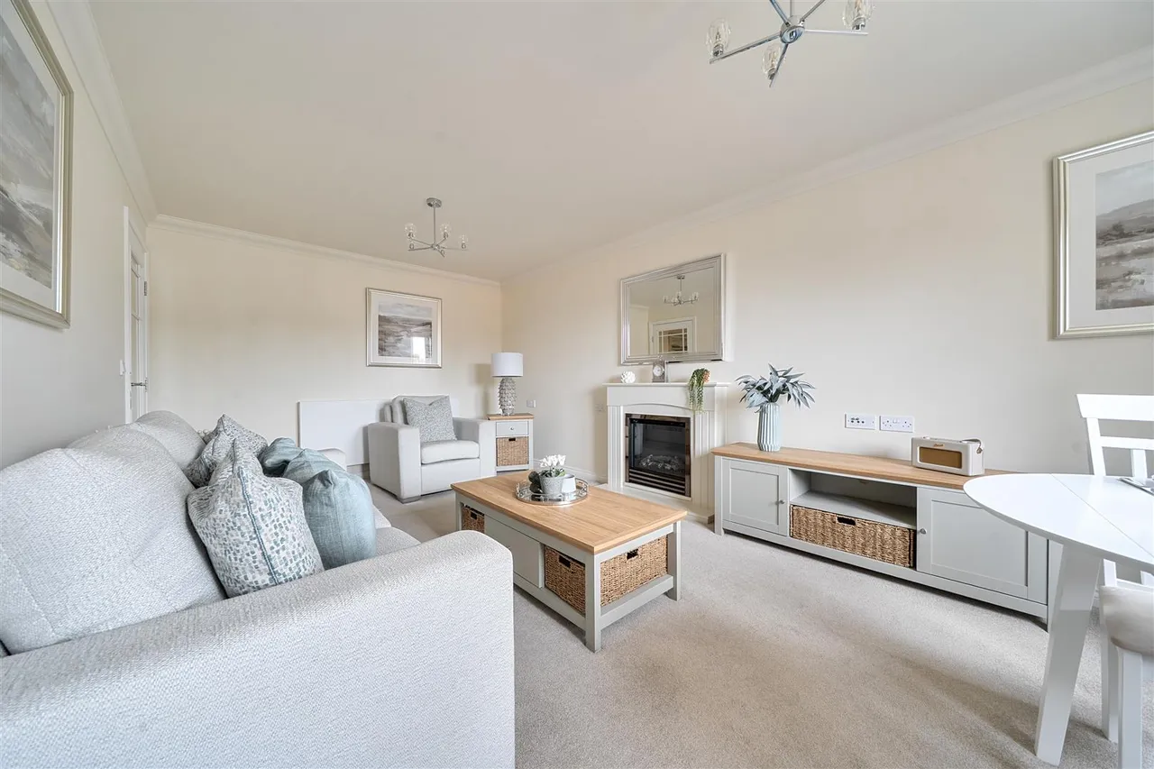 Clarence Street, Market Harborough, LE16, photo 10