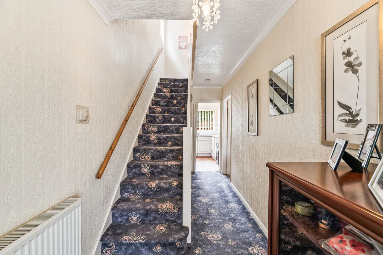 Blue Hatch, Frodsham, photo 7