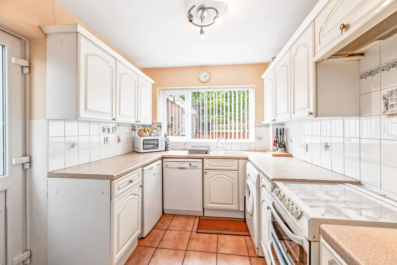 Blue Hatch, Frodsham, photo 6