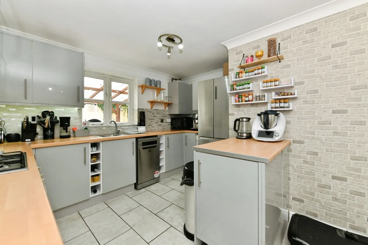 Walnut Grove, Shepton Mallet, BA4, photo 5