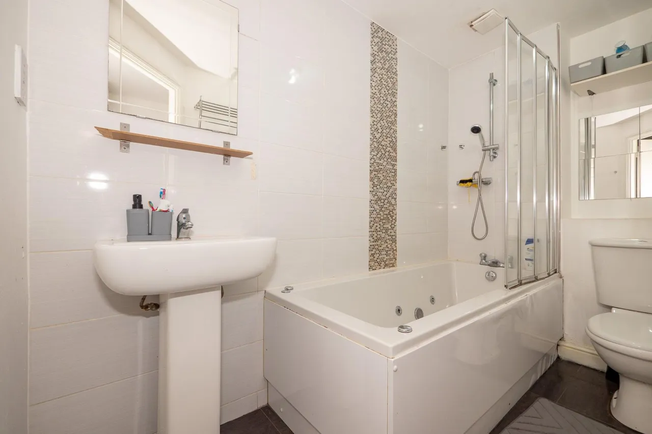 Martingale Court, Manchester, Cheetham Hill, M8, photo 12