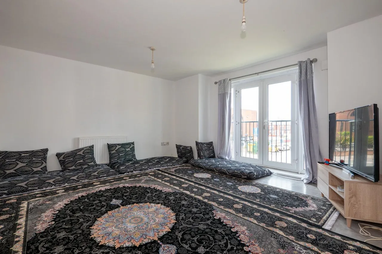 Martingale Court, Manchester, Cheetham Hill, M8, photo 3