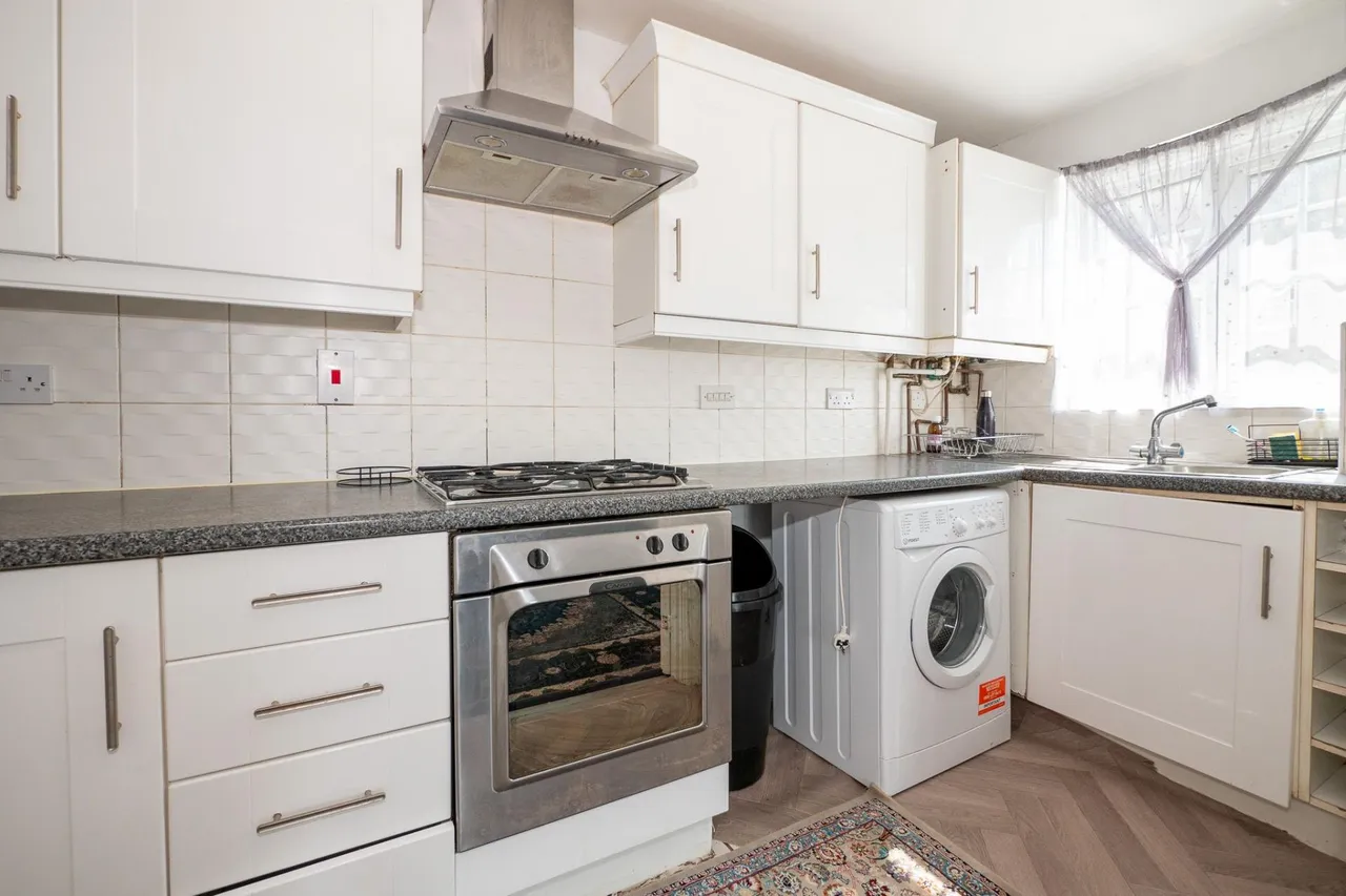 Martingale Court, Manchester, Cheetham Hill, M8, photo 7