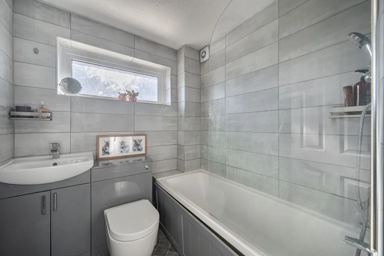 Somerleaze Close, Wells, BA5, photo 14