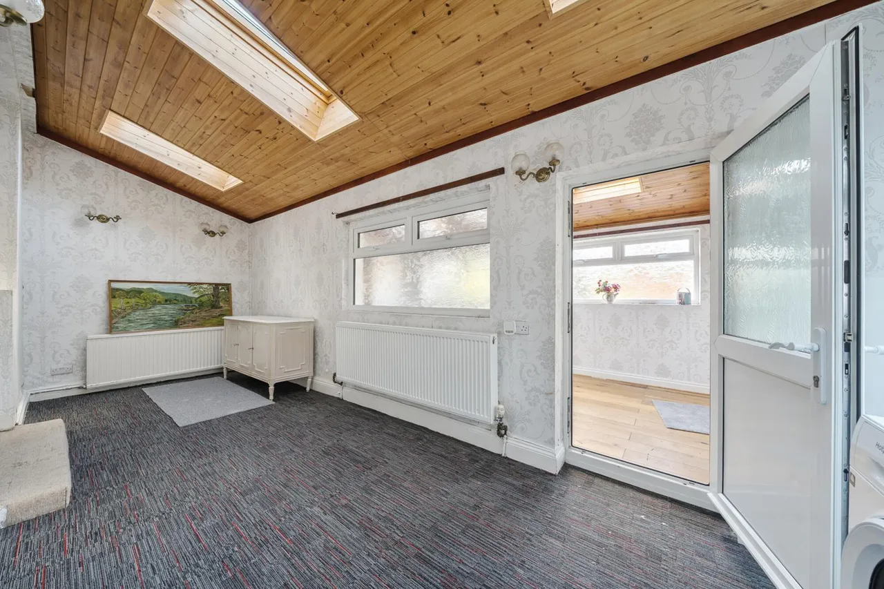 Newquay Road, SE6, photo 10