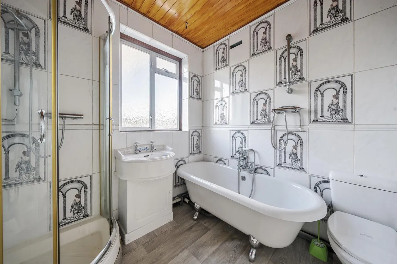 Newquay Road, SE6, photo 7