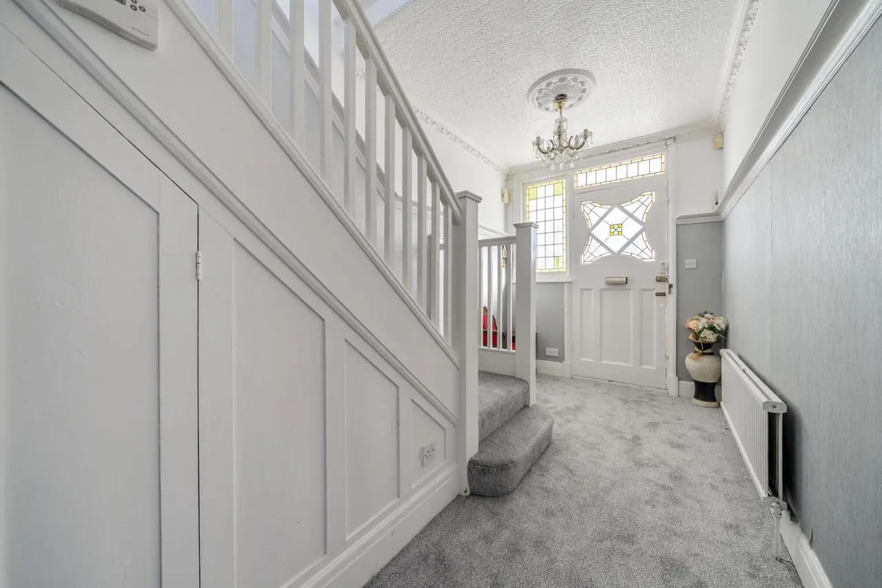 Newquay Road, SE6, photo 9