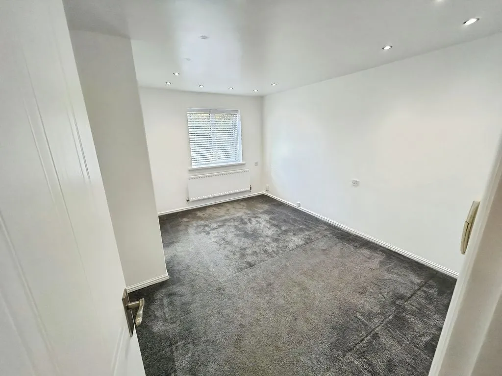 Newcastle Upon Tyne NE5 2NZ, NE5, photo 16