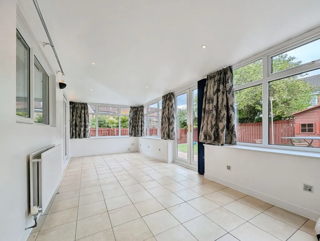 Newcastle Upon Tyne NE5 2NZ, NE5, photo 2