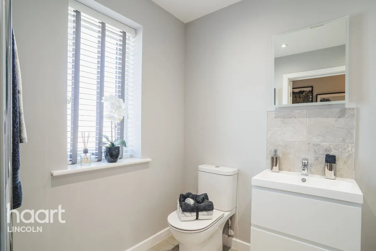 Kings Park Village, Grimsby, DN33, photo 8