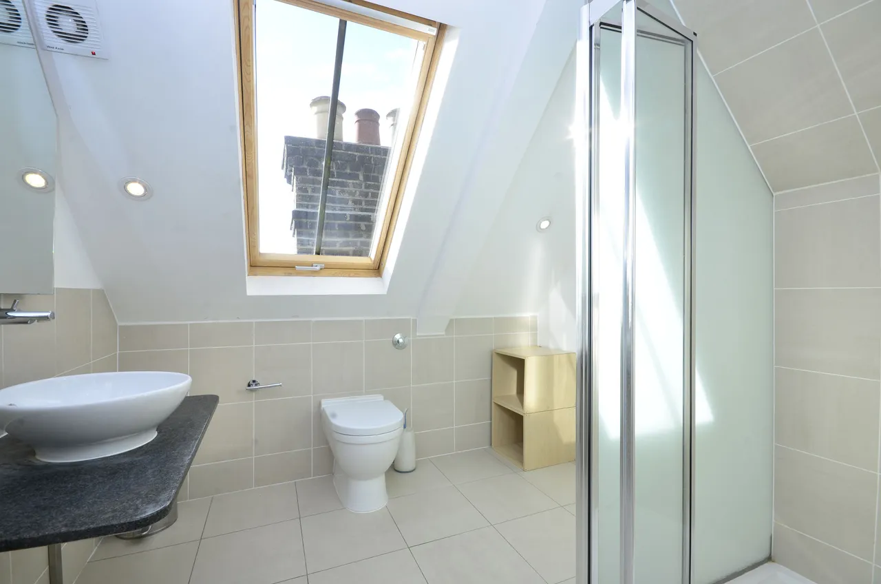 33b Arkwright Road, London, photo 10