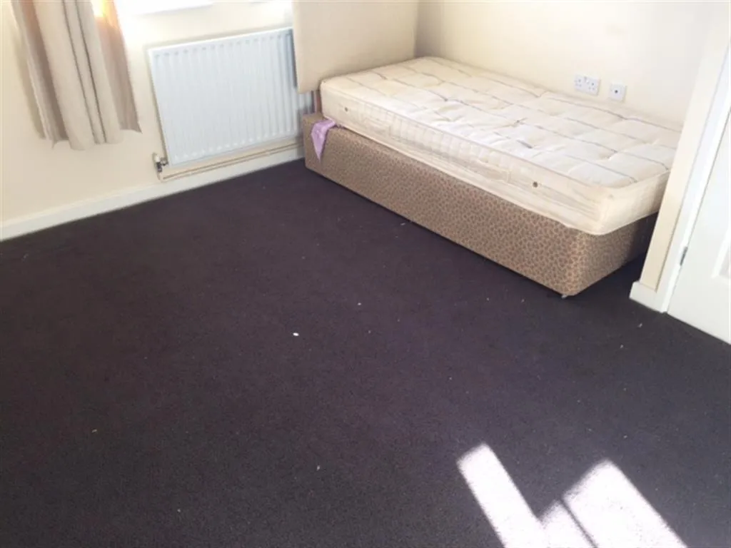 Ludlow Road, Paulsgrove, PO6, photo 8