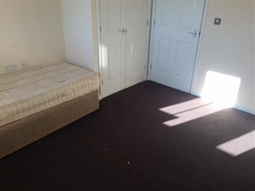 Ludlow Road, Paulsgrove, PO6, photo 7