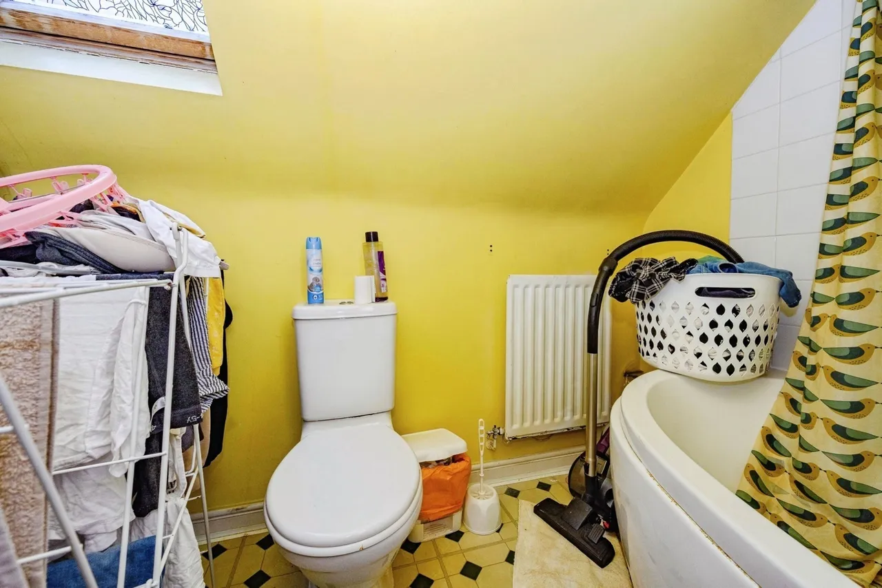 Morgan Close, LUTON, Bedfordshire, LU4, photo 15