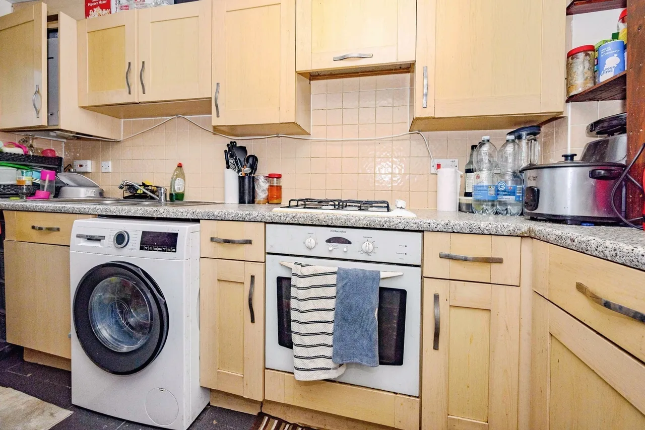 Morgan Close, LUTON, Bedfordshire, LU4, photo 6
