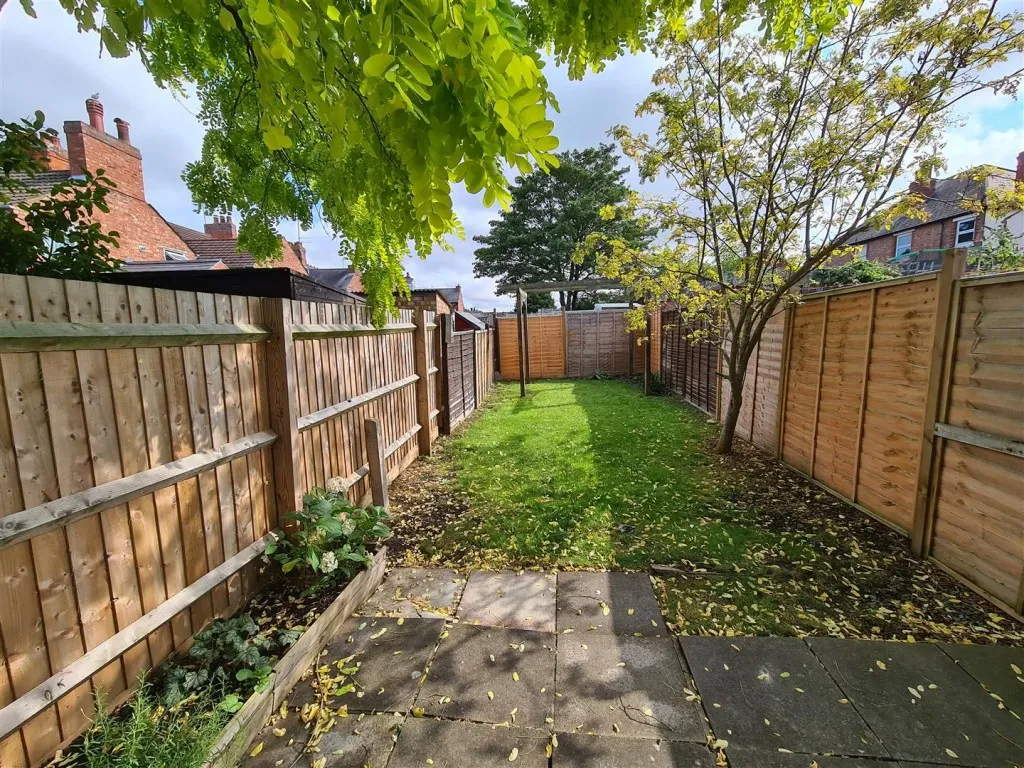 Robinson Road, Rushden, photo 11