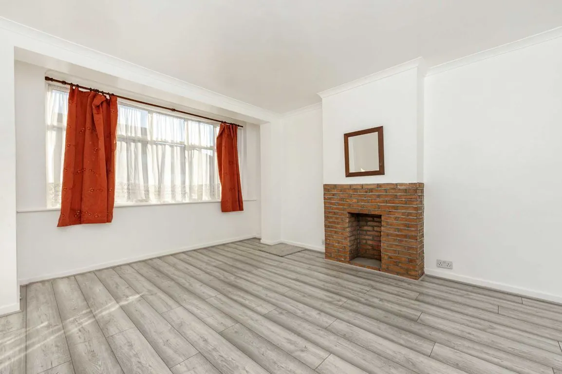 Streatham Vale, SW16, photo 2