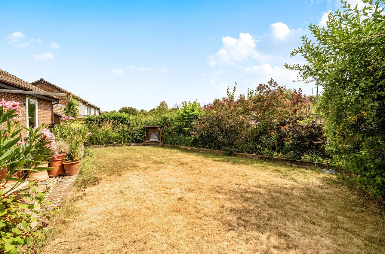 Lowden Close, Winchester, SO22, photo 9