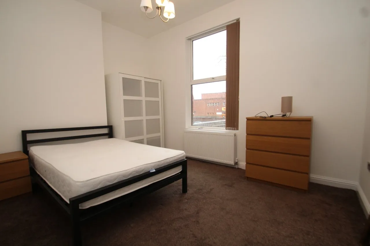 Sholebroke Avenue, Leeds, LS7, photo 5
