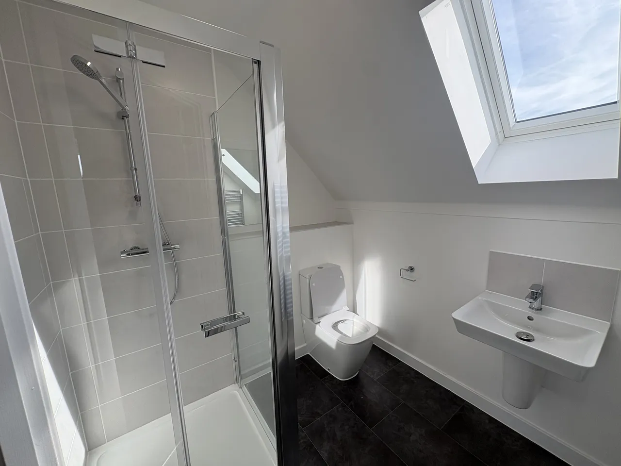 Trones Wood Lane, Widnes, WA8, photo 9